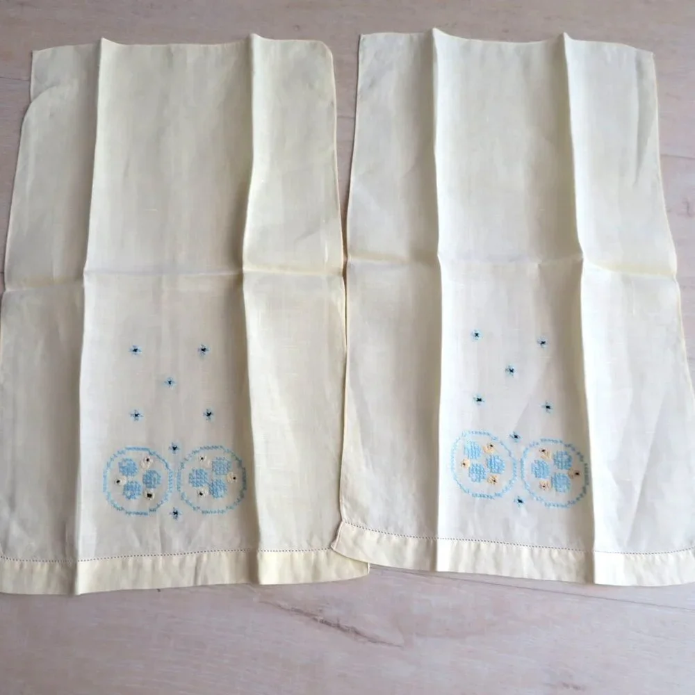 Vintage Yellow Battenburg Embroidery Lace Linen Hand Guest Towels 11